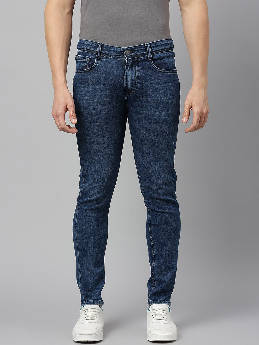 

Code 61 Men Navy Blue Skinny Fit Low-Rise Low Distress Light Fade Stretchable Jeans