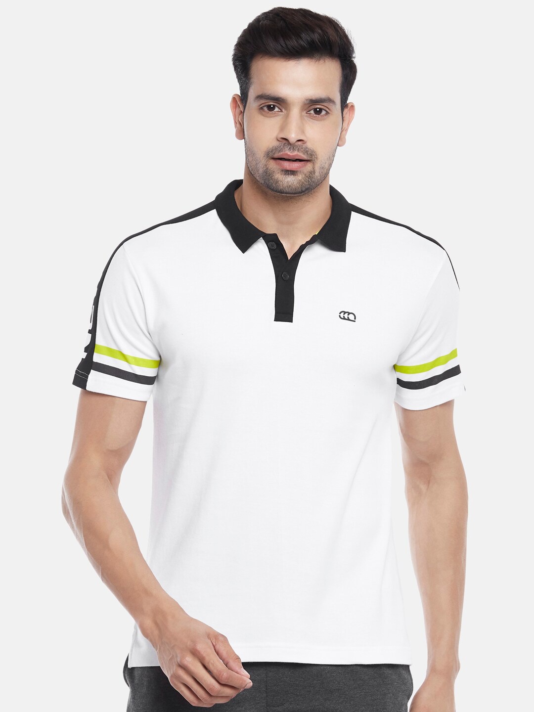 

Ajile by Pantaloons Men White & Black Colourblocked Polo Collar Slim Fit Running T-shirt