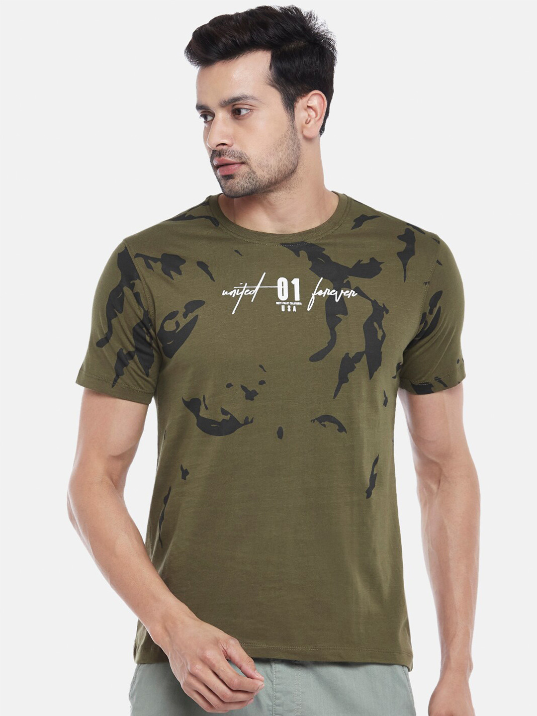 

Urban Ranger by pantaloons Men Olive Green & Black Printed Round Neck Cotton T-shirt