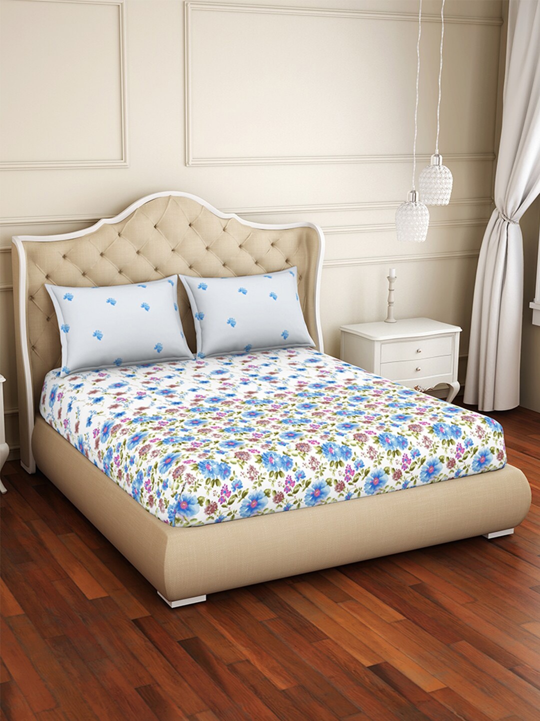

Welspun Blue & White Floral 144 TC Pure Cotton King Bedsheet with 2 Pillow Covers