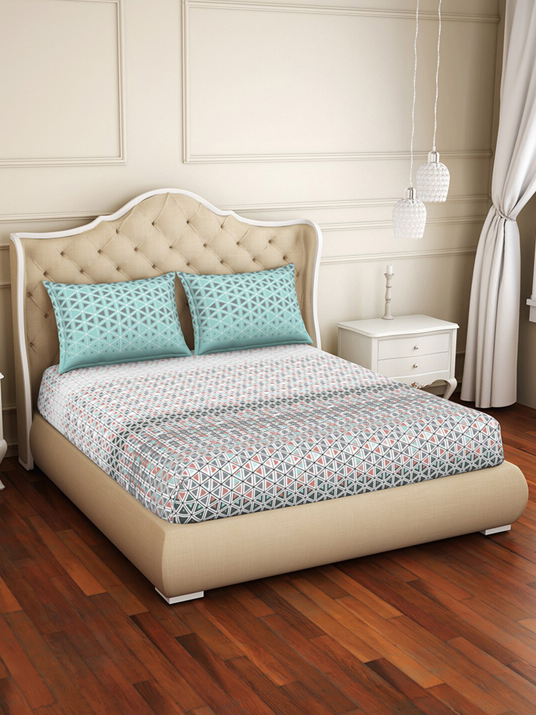 

Welspun White & Coral Geometric Cotton 144 TC King Bedsheet with 2 Pillow Covers