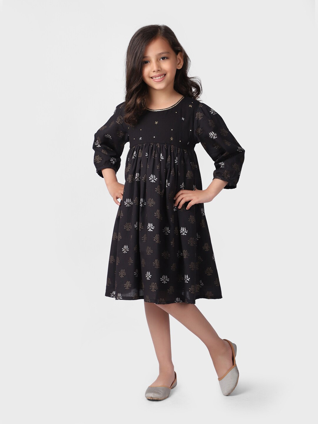 

Fabindia Girls Black & Gold-Toned Block Printed Cotton Dress