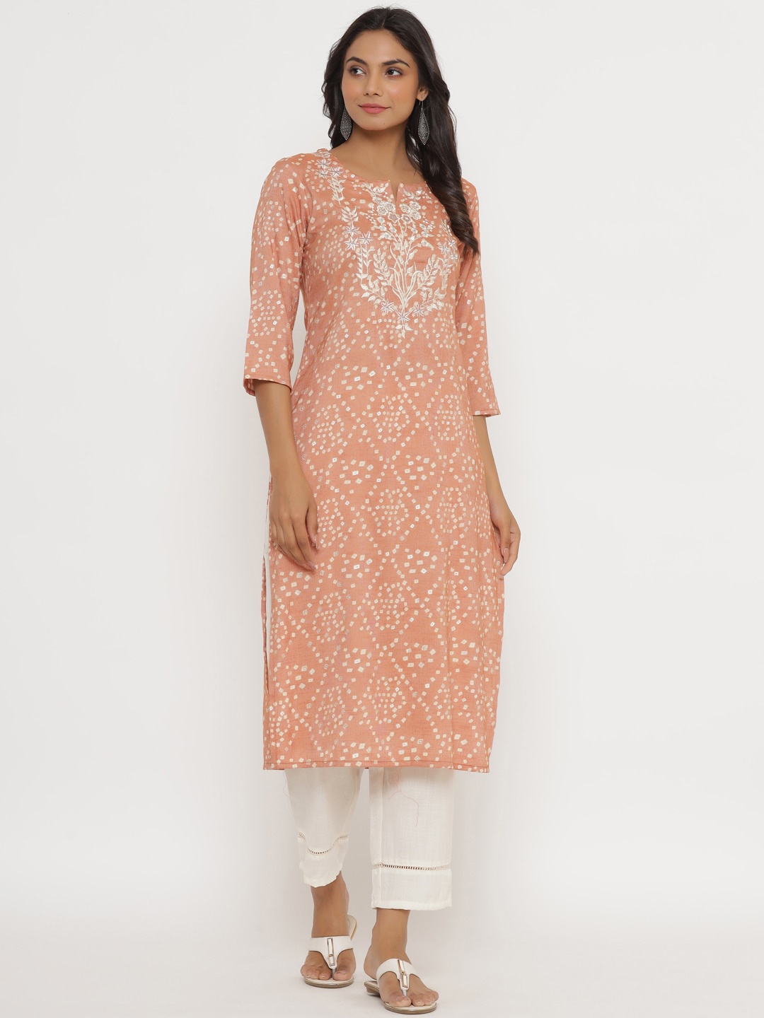 

Do Dhaage Women Orange Printed Thread Work Kurta with Trousers