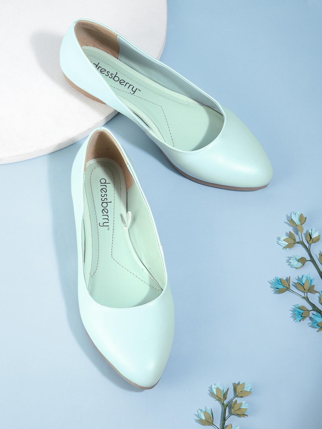 

DressBerry Women Mint Green Patent Finish Ballerinas