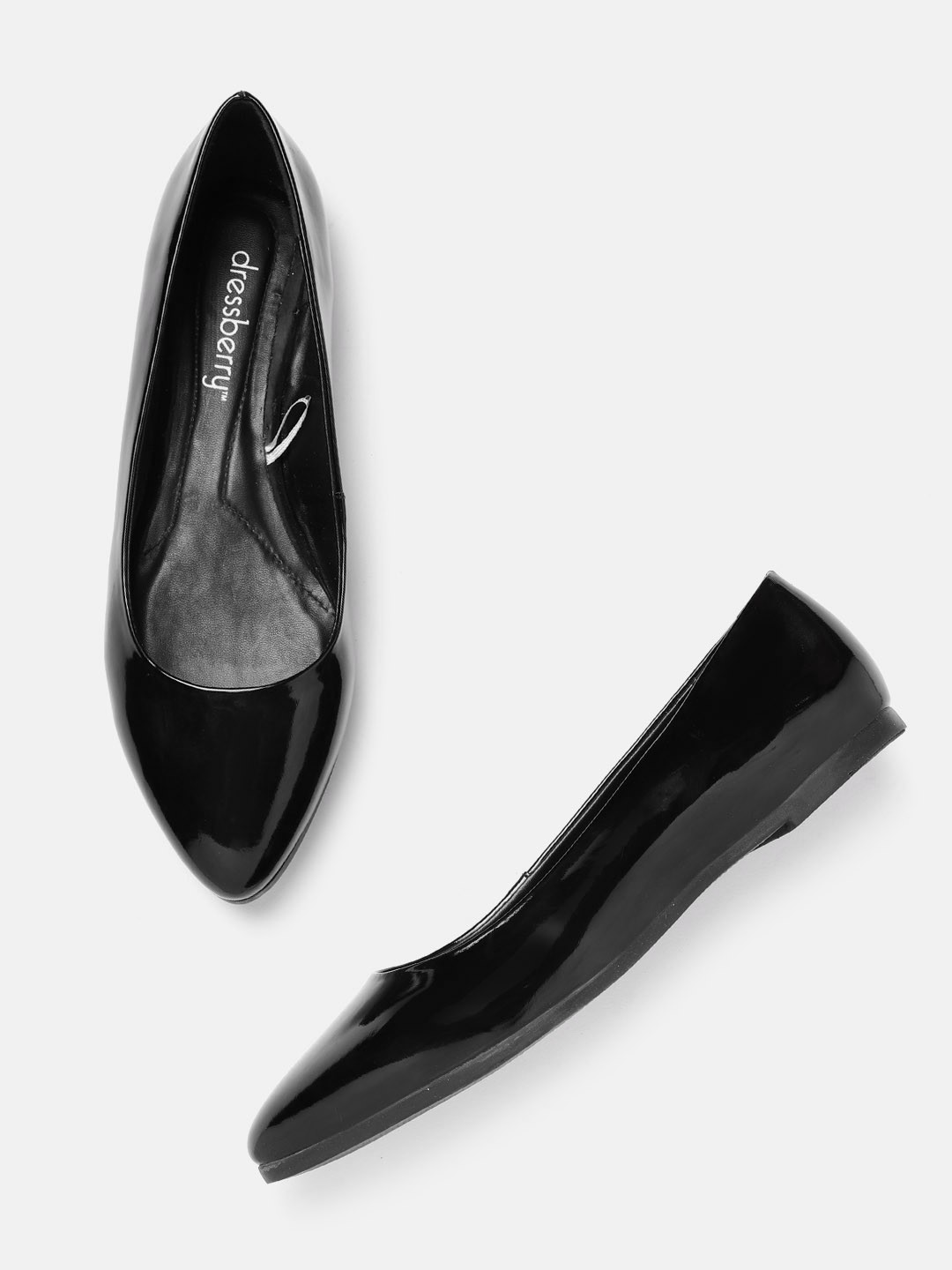 

DressBerry Women Black Solid Ballerinas