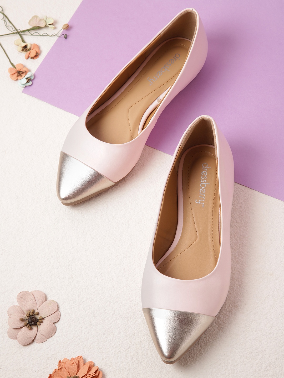 

DressBerry Women Pink & Siver-Toned Colourblocked Ballerinas