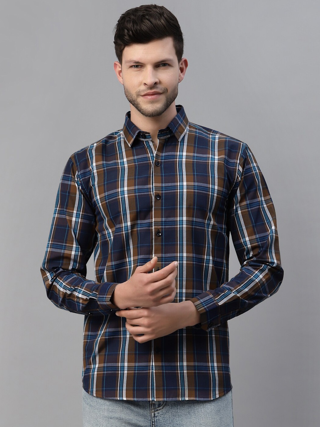 

NEUDIS Men Navy Blue & White Classic Checked Casual Shirt