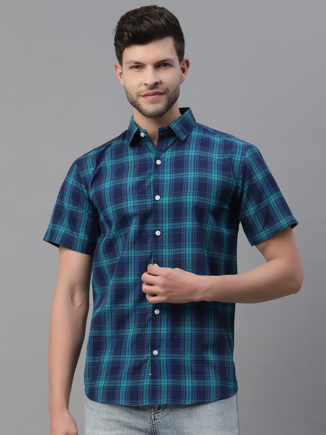

NEUDIS Men Navy Blue Classic Checked Casual Shirt