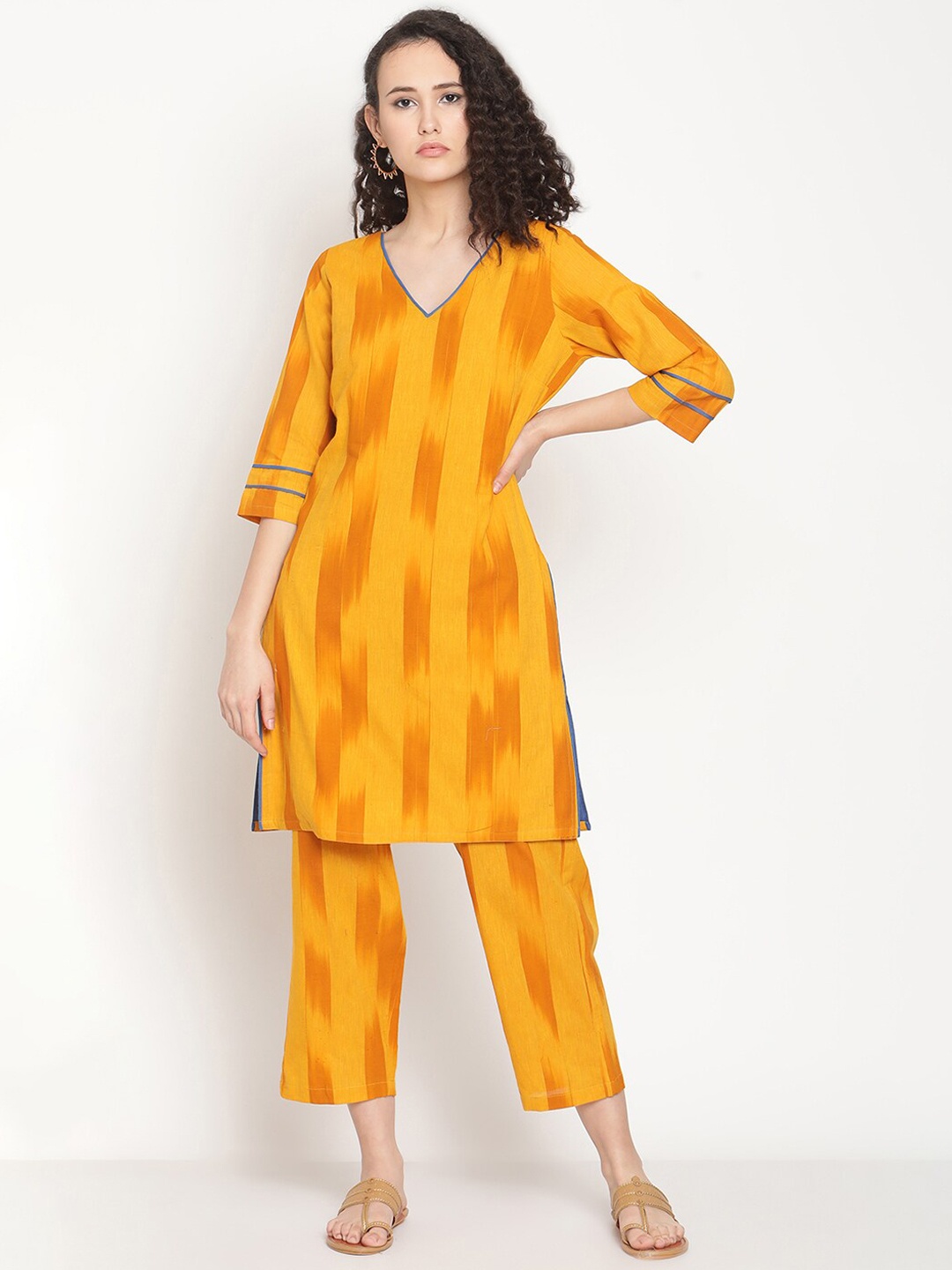 

Abhishti Women Yellow Woven Design V-Neck Straight Cotton Kurta