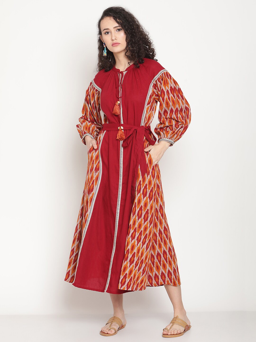 

Abhishti Ikat Dress With Waist Belt and Tie-up, Red