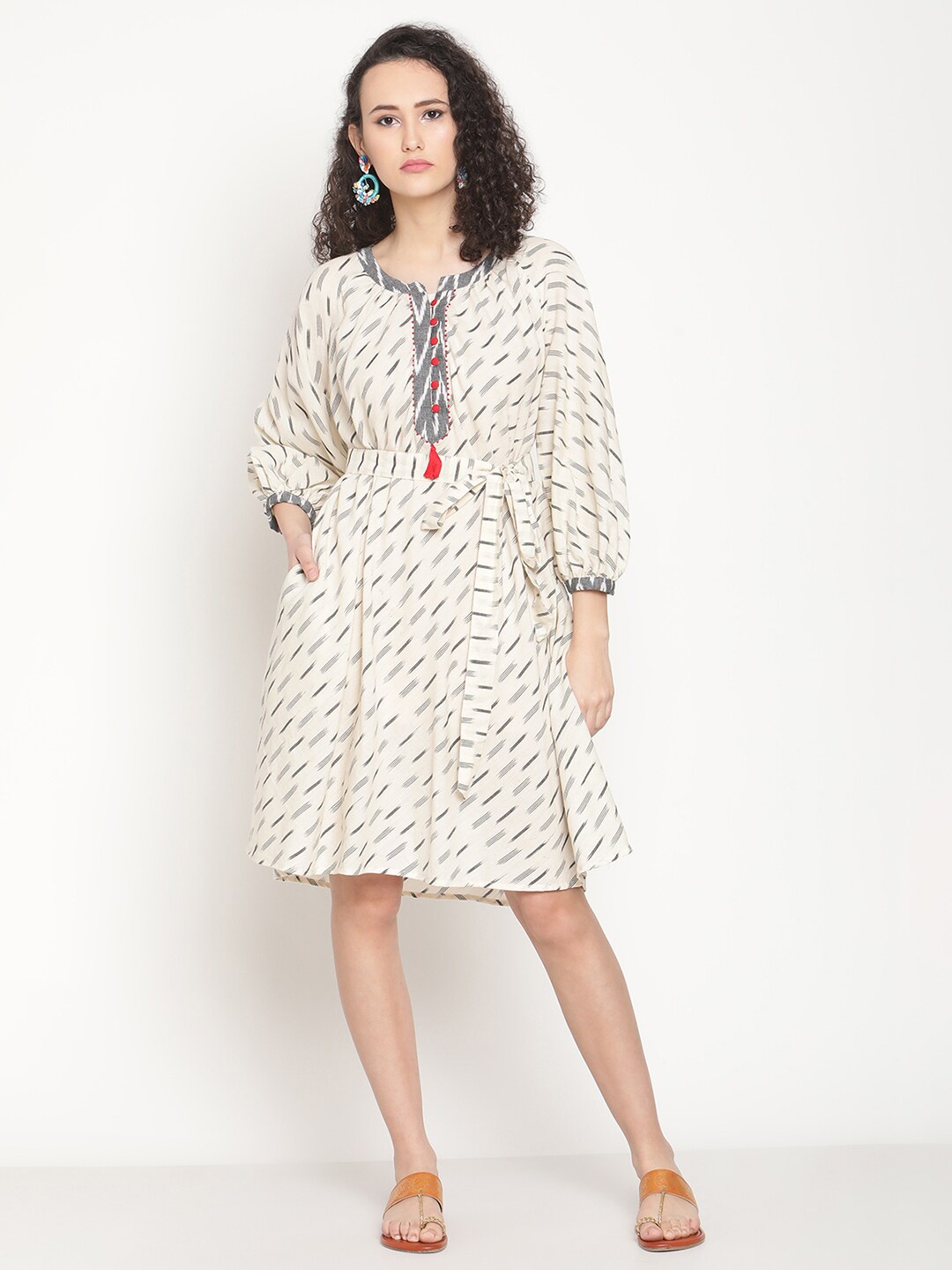 

Abhishti Women Ikat Printed A-Line Dress With Waist Belt, Cream