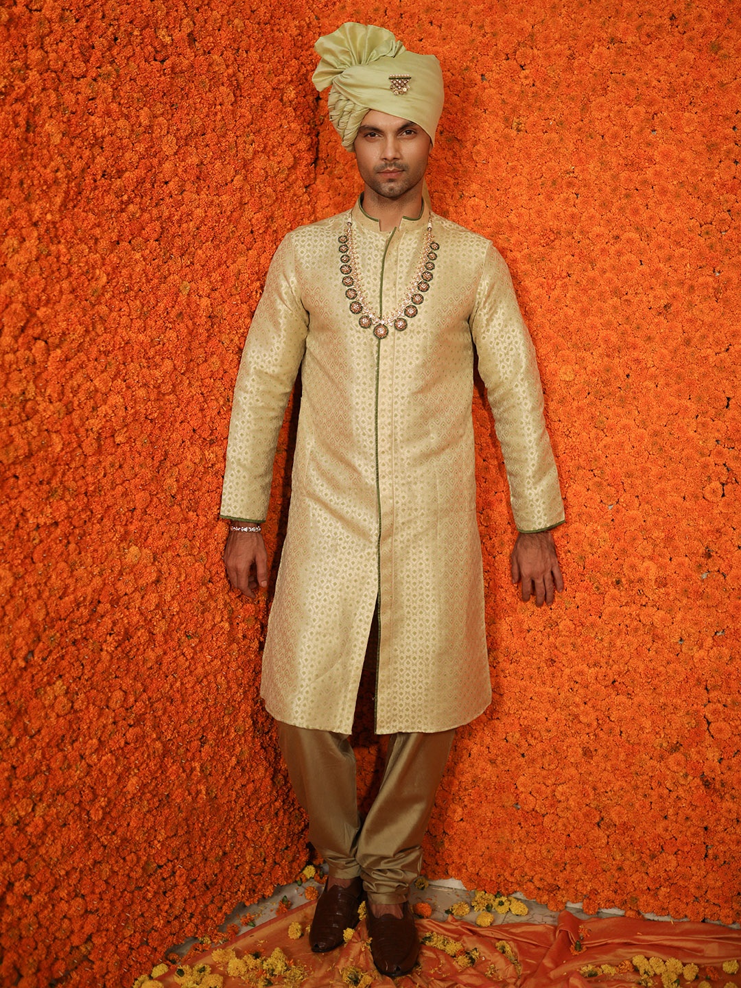 

KISAH Men Gold & Green Kurta with Dhoti Pants