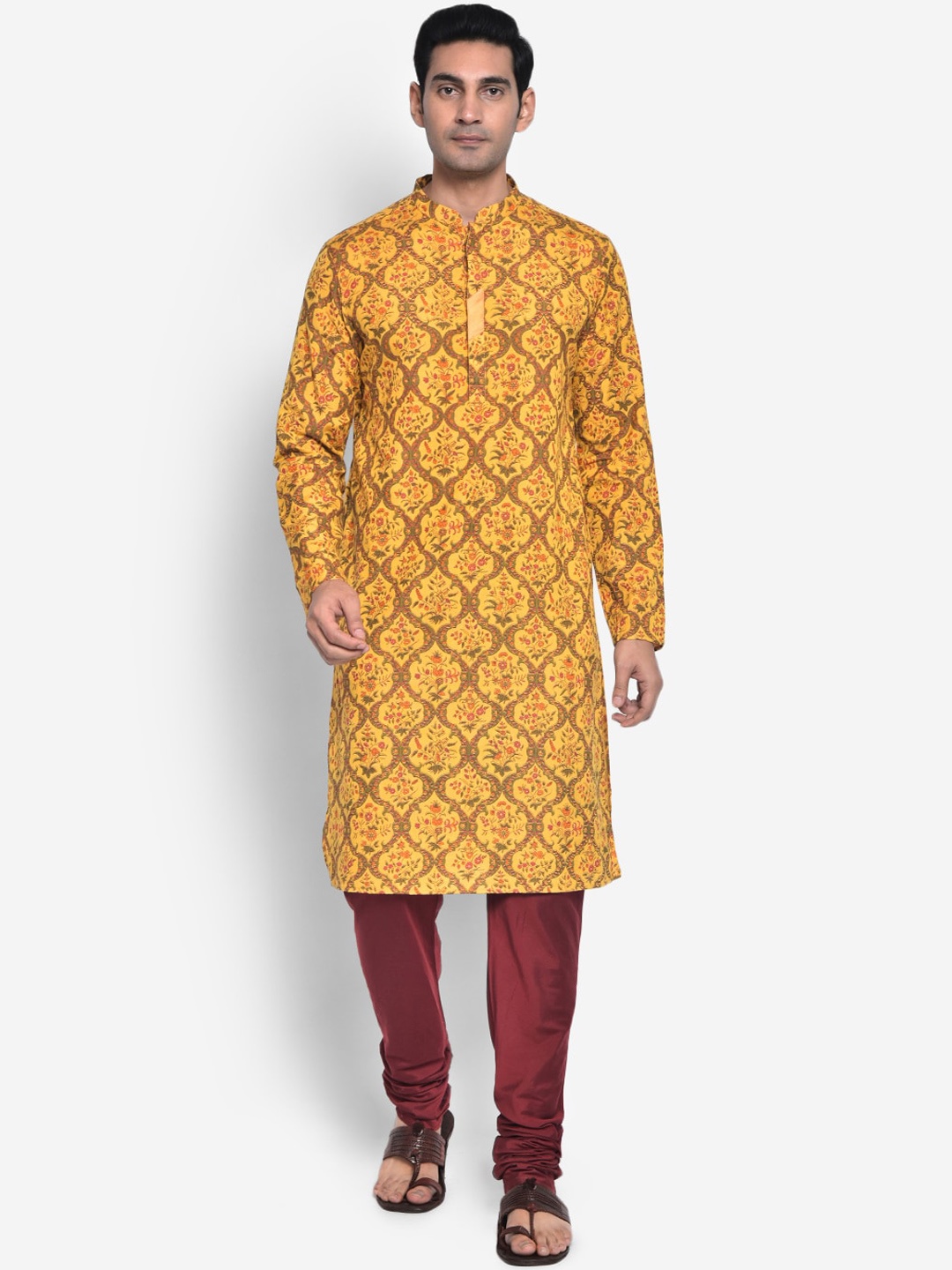 

KISAH Men Yellow & Maroon Ethnic Motifs Printed Kurta with Churidar