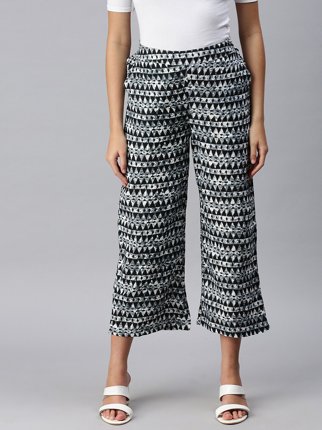 

De Moza Women Black & White Printed Palazzos