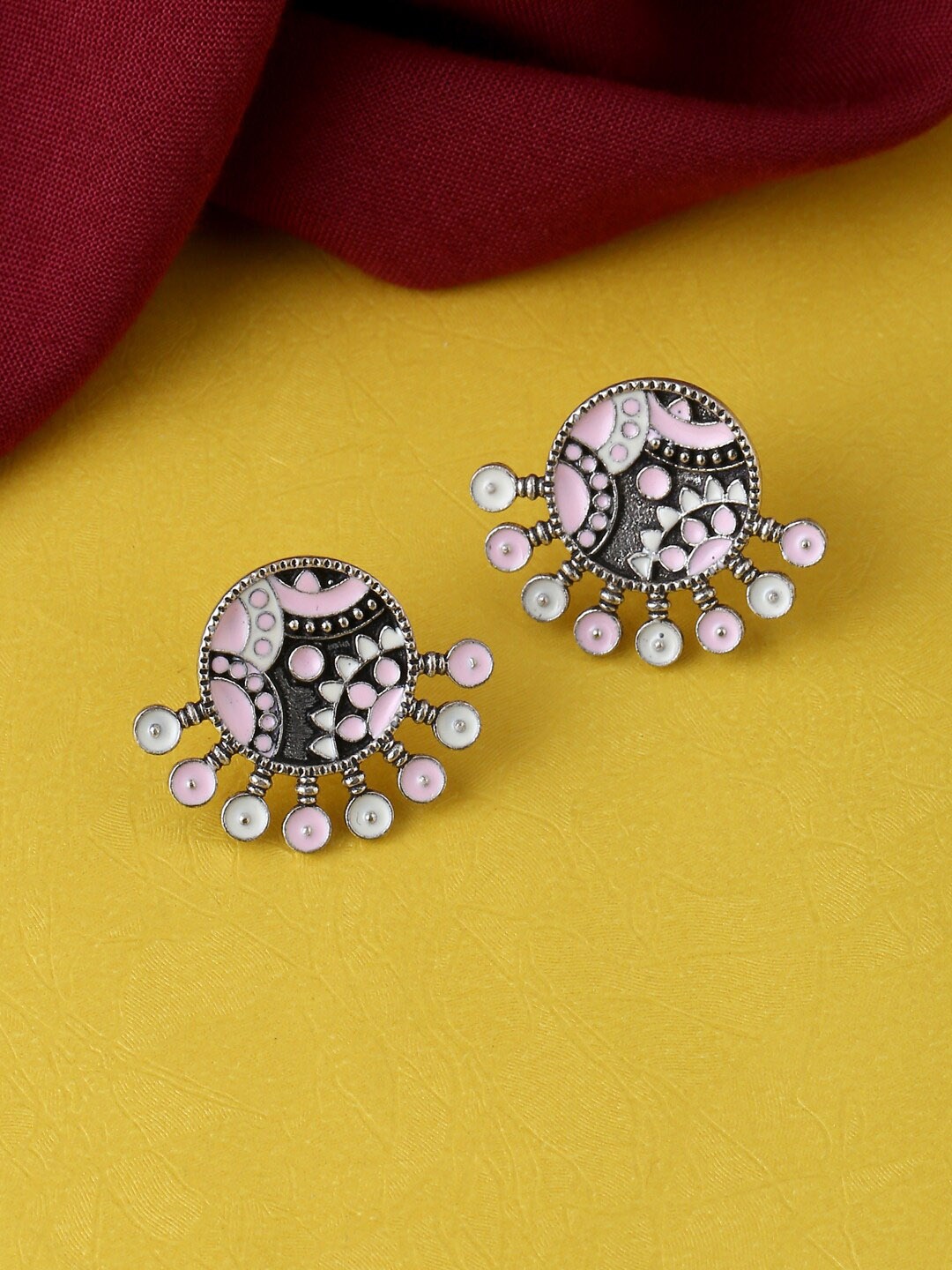 

kashwini Pink Contemporary Studs Earrings