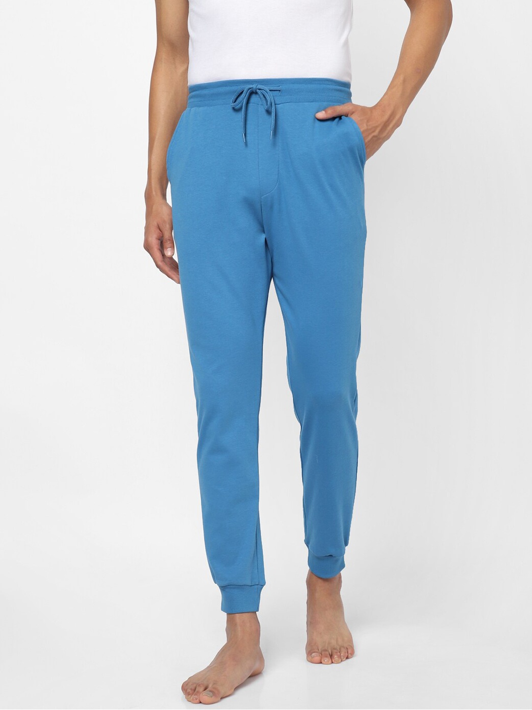 

Ajile by Pantaloons Men Blue Solid Pure Cotton Slim Fit Lounge Pants