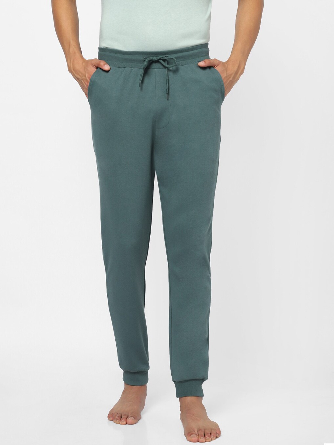 

Ajile by Pantaloons Men Pine Green Solid Pure Cotton Slim Fit Lounge Pants