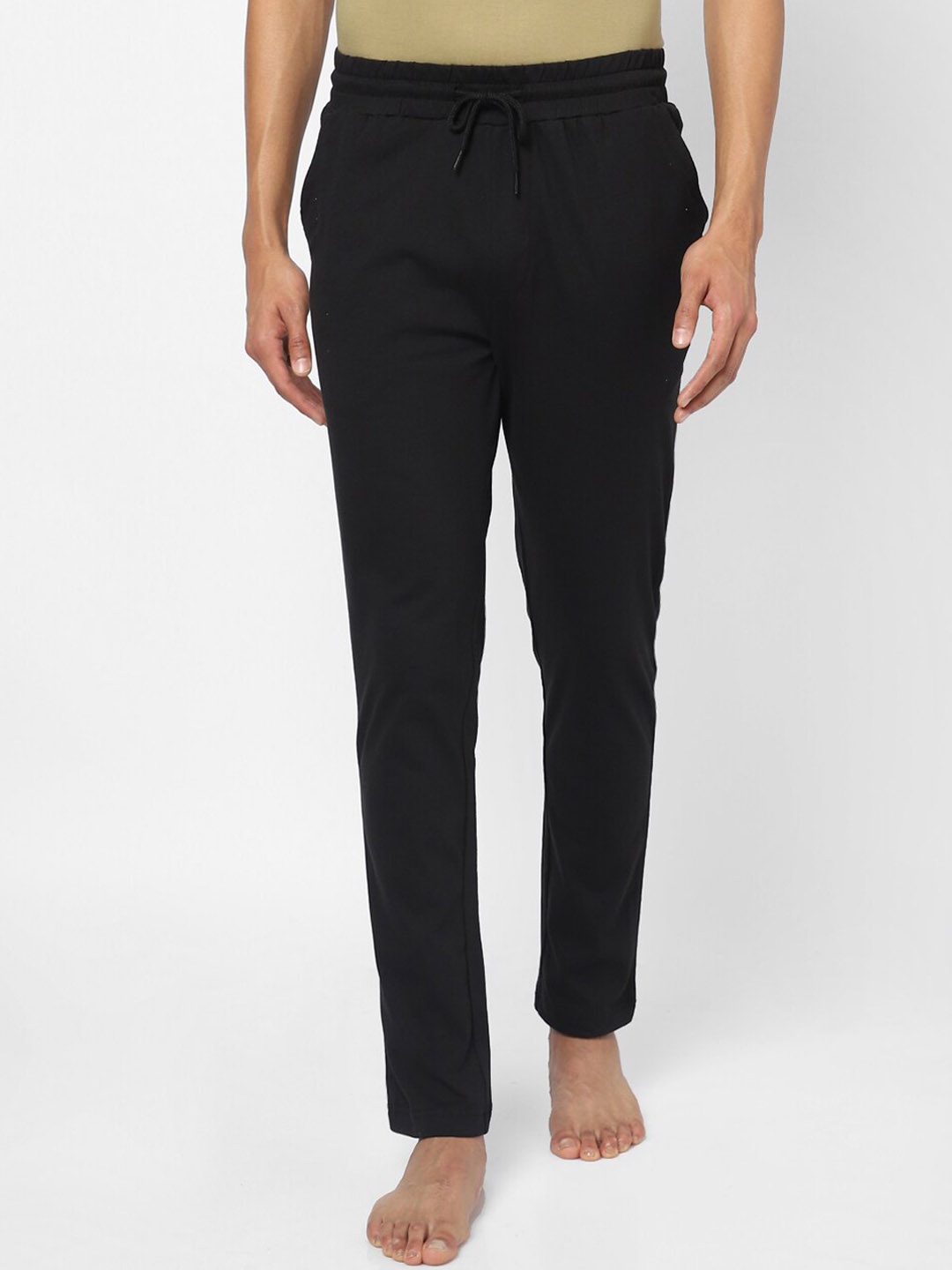 

Ajile by Pantaloons Men Black Solid Cotton Lounge Pants