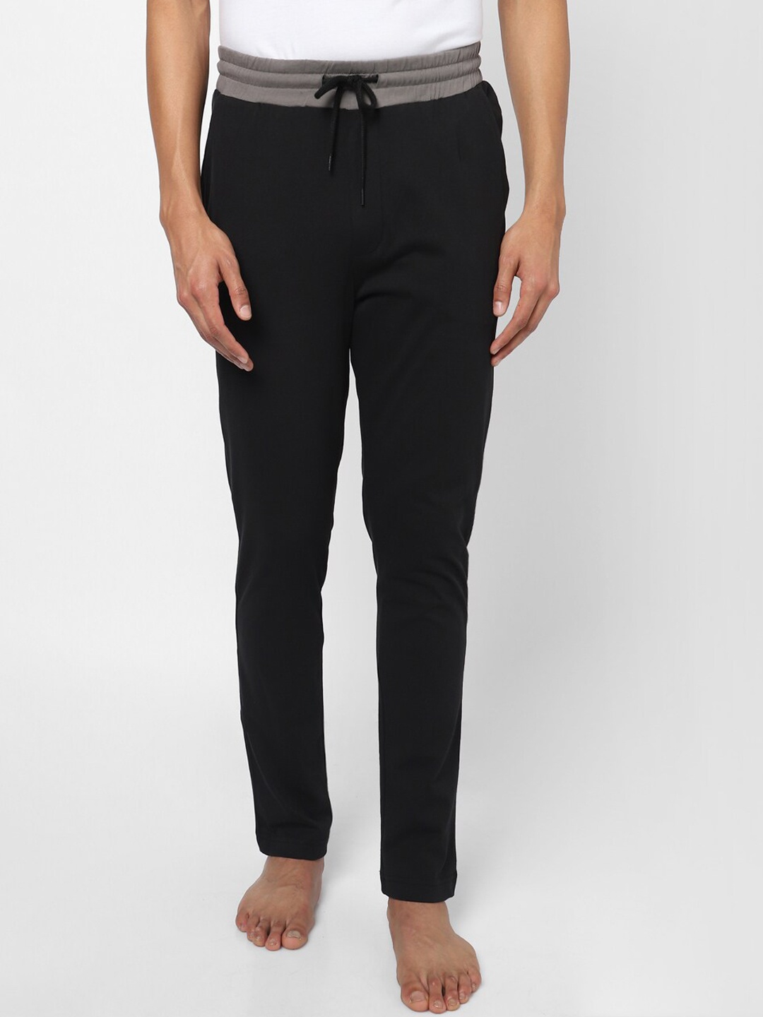 

Ajile by Pantaloons Men Black Solid Lounge Pant