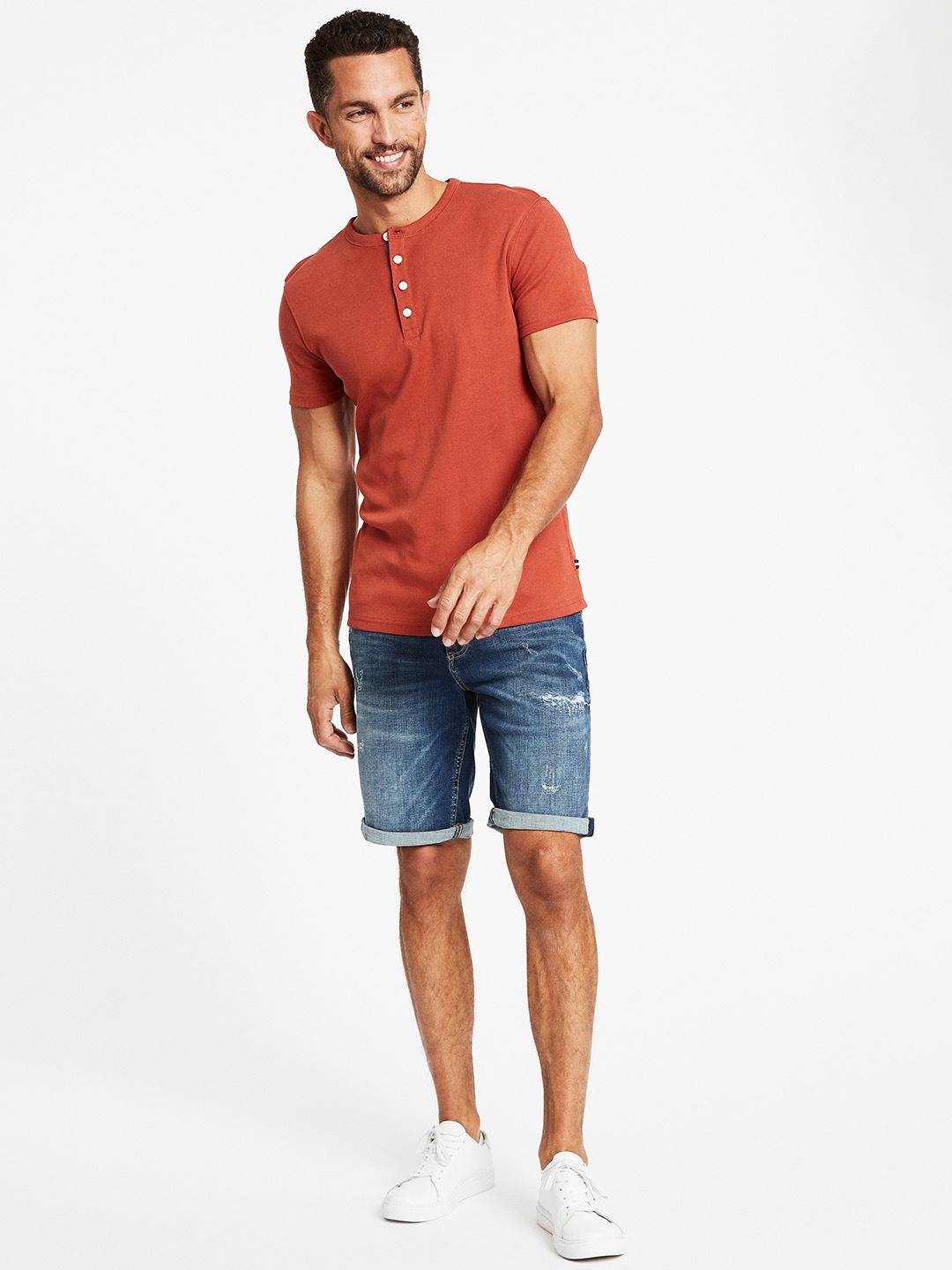 

LINDBERGH Men Red Henley Neck Slim Fit Pure Cotton T-shirt