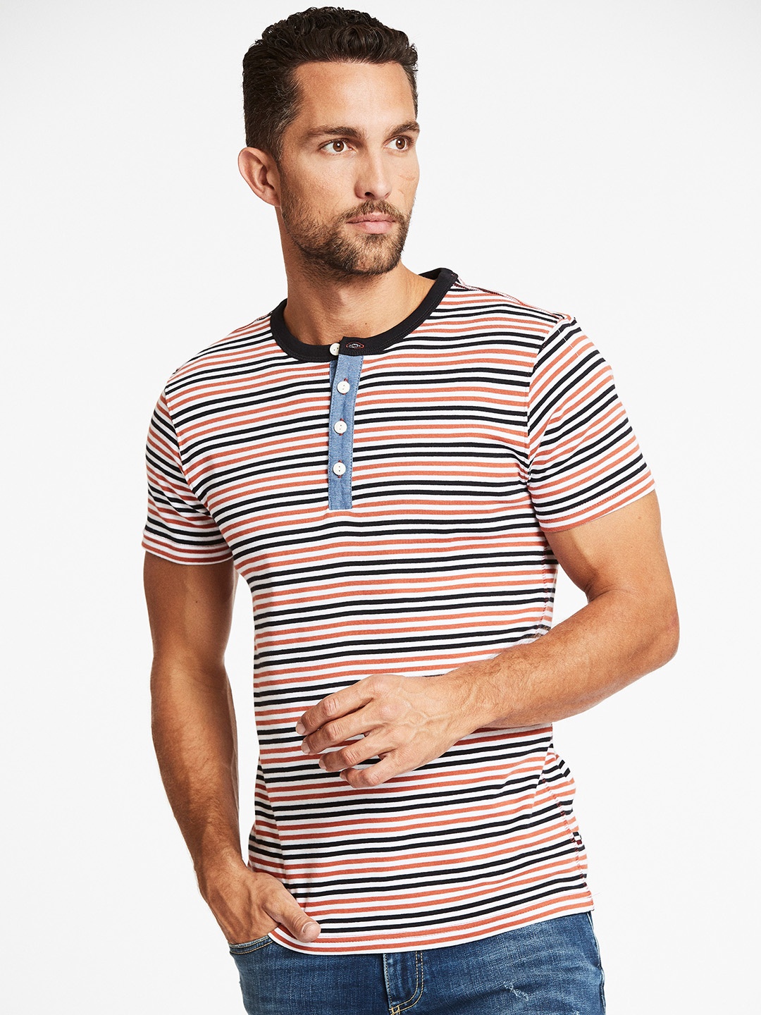 

LINDBERGH Men Coral & White Striped Henley Neck Slim Fit Cotton T-shirt