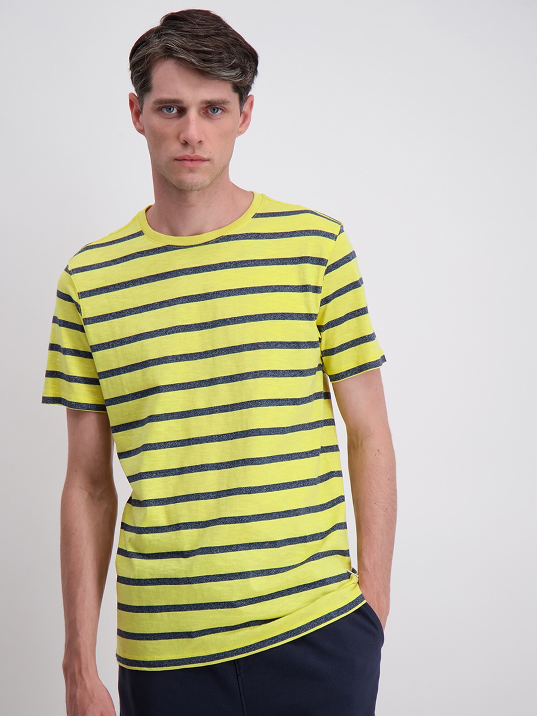 

LINDBERGH Men Yellow & Blue Striped Relaxed Fit Pure Organic Cotton T-shirt