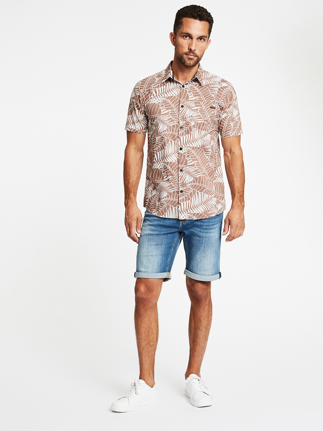 

LINDBERGH Men Brown Relaxed Floral Printed Pure Cotton Casual Shirt