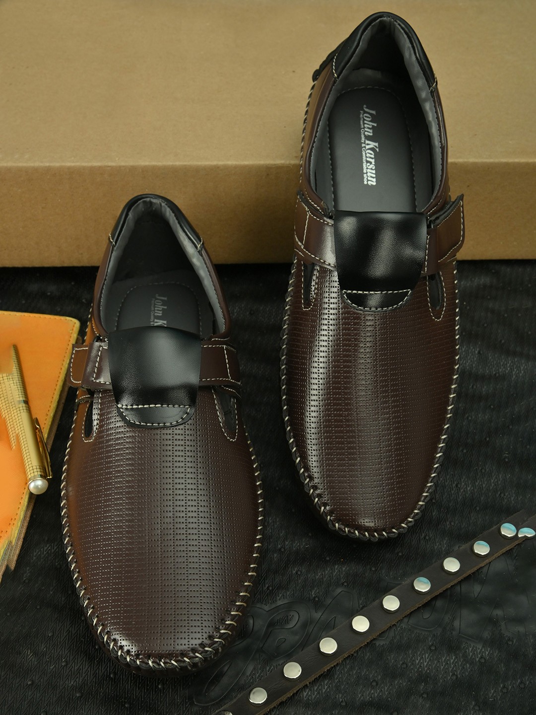 

John Karsun Men Brown Shoe-Style Sandals