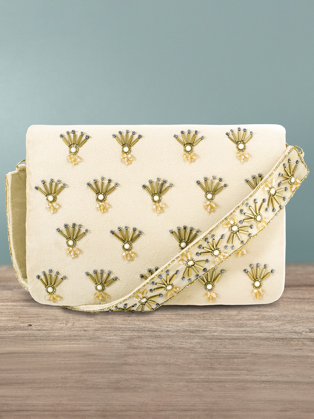 

Peora Cream-Coloured Embellished Purse Clutch