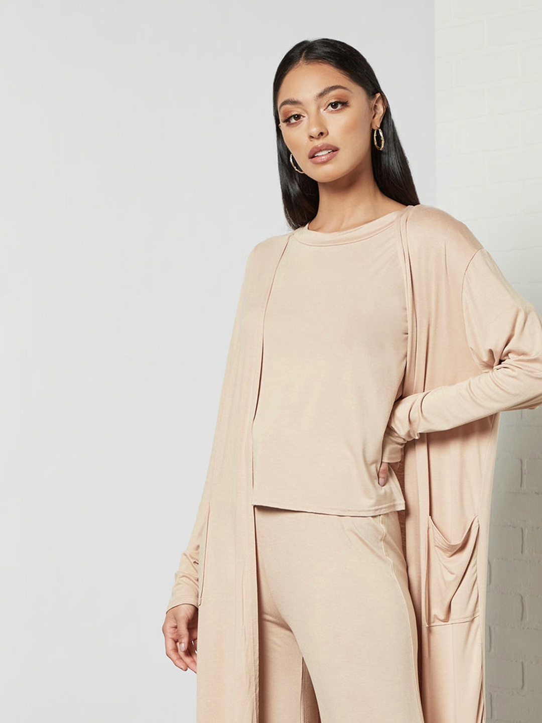 

Femme Luxe Women Beige Solid Co-Ord Set With Longline Shrug