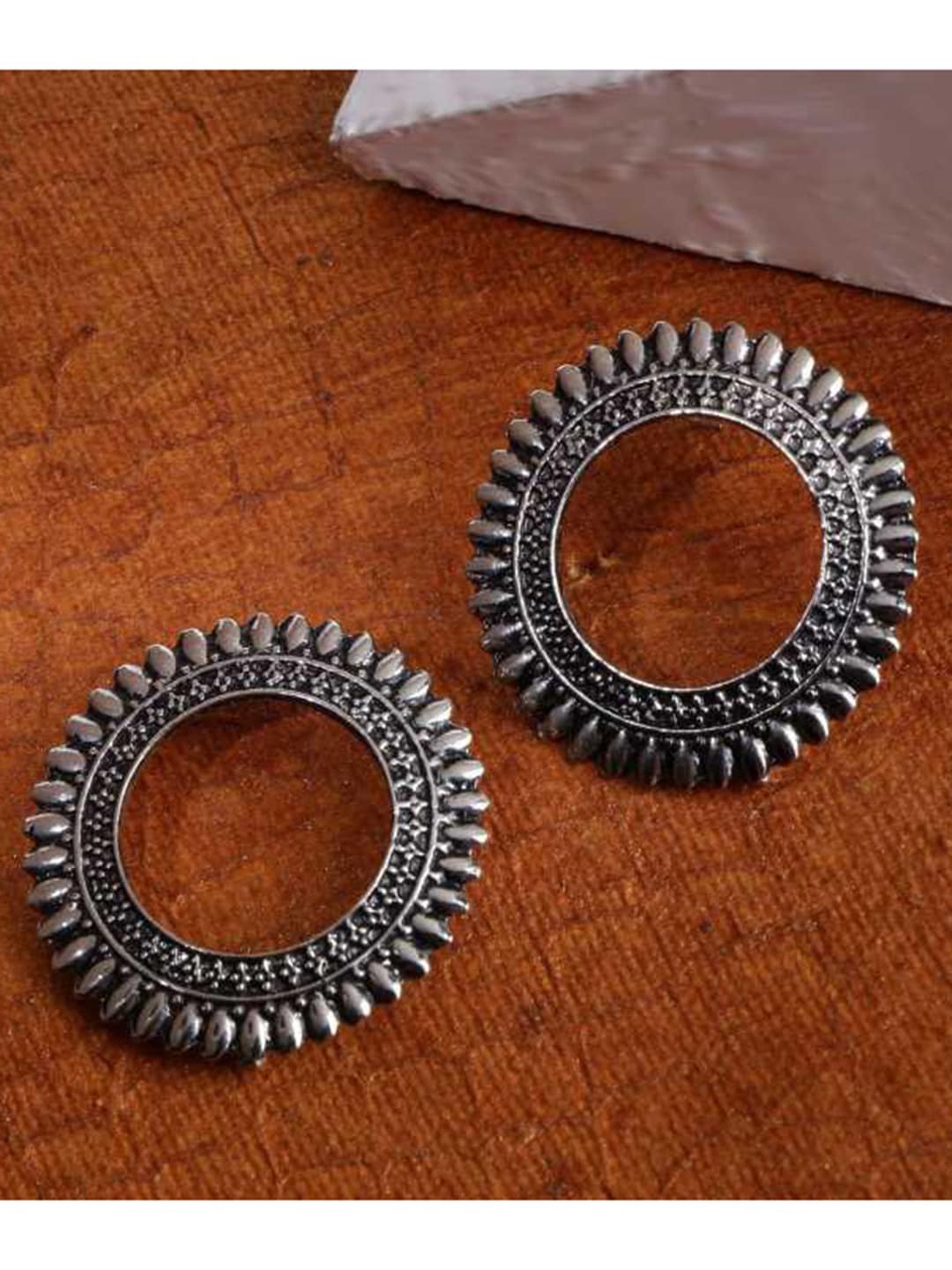 

Vembley Set Of 2 Silver-Plated Oxidised Contemporary Studs Earrings