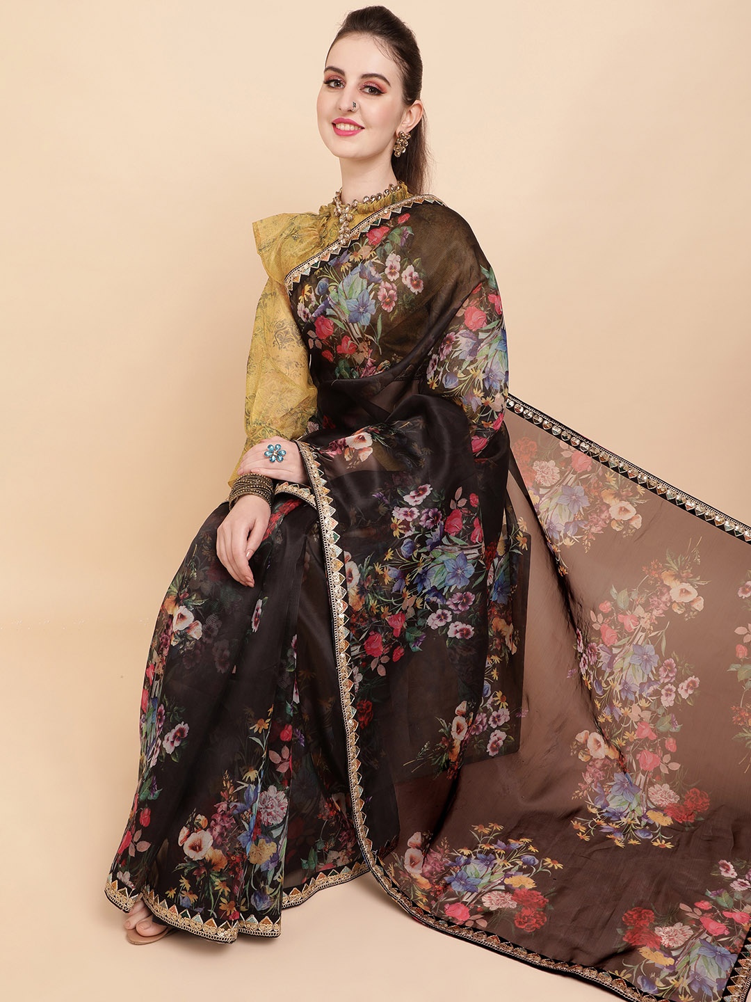 

Sangria Black & Gold-Toned Floral Sequinned Organza Saree