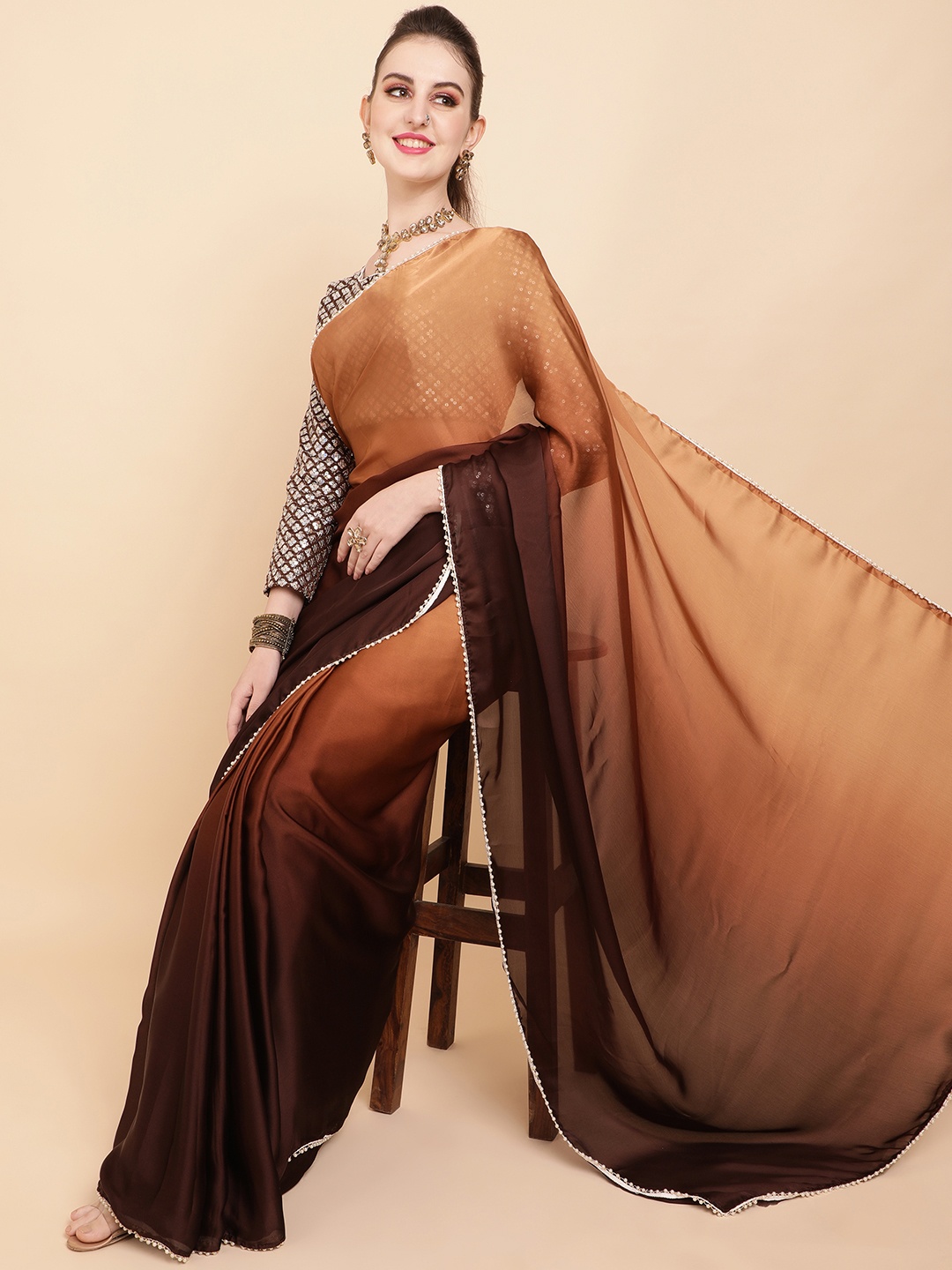 

Sangria Coffee Brown & Gold-Toned Colourblocked Satin Saree