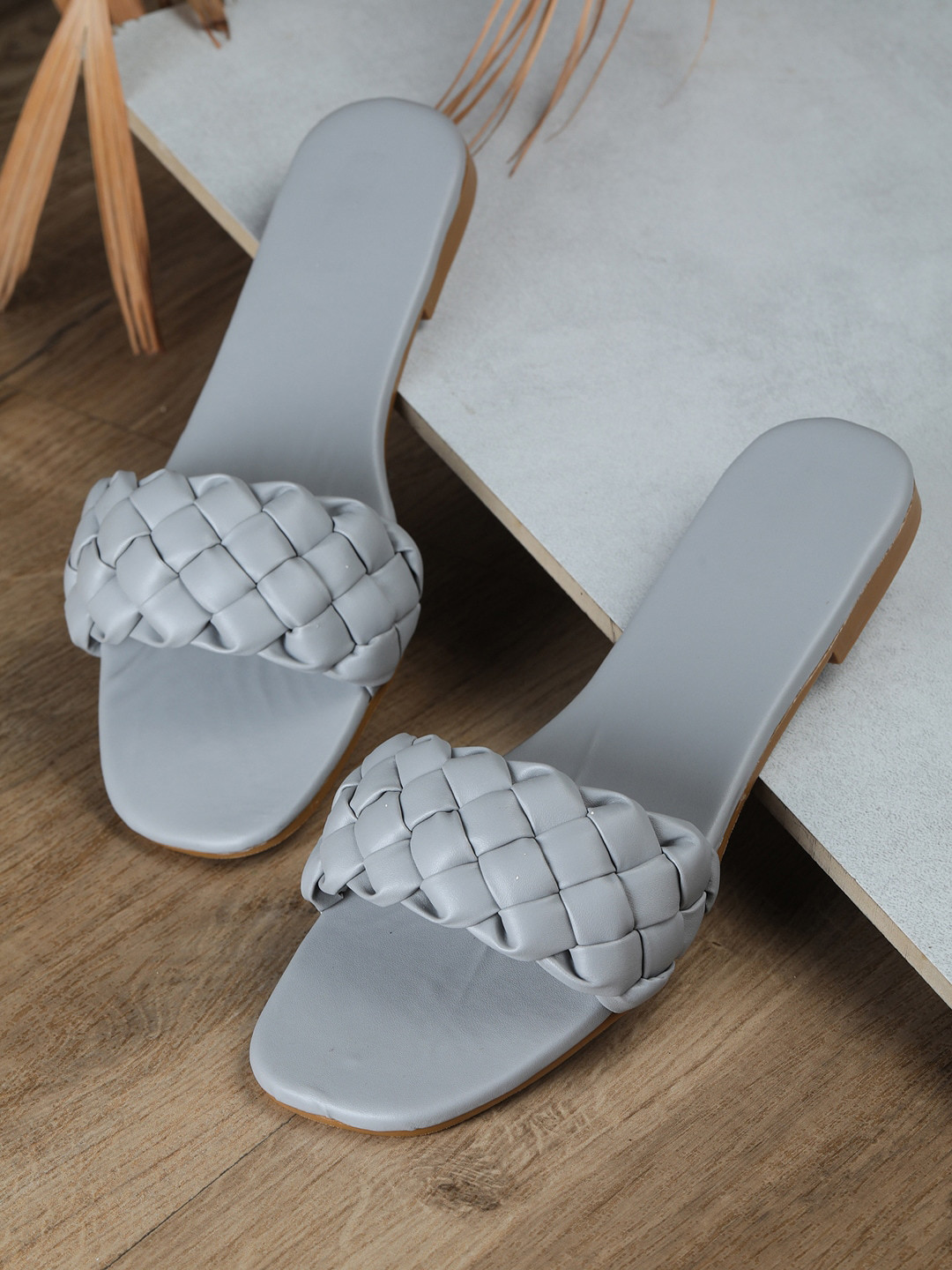 

HASTEN Women Grey Open Toe Flats