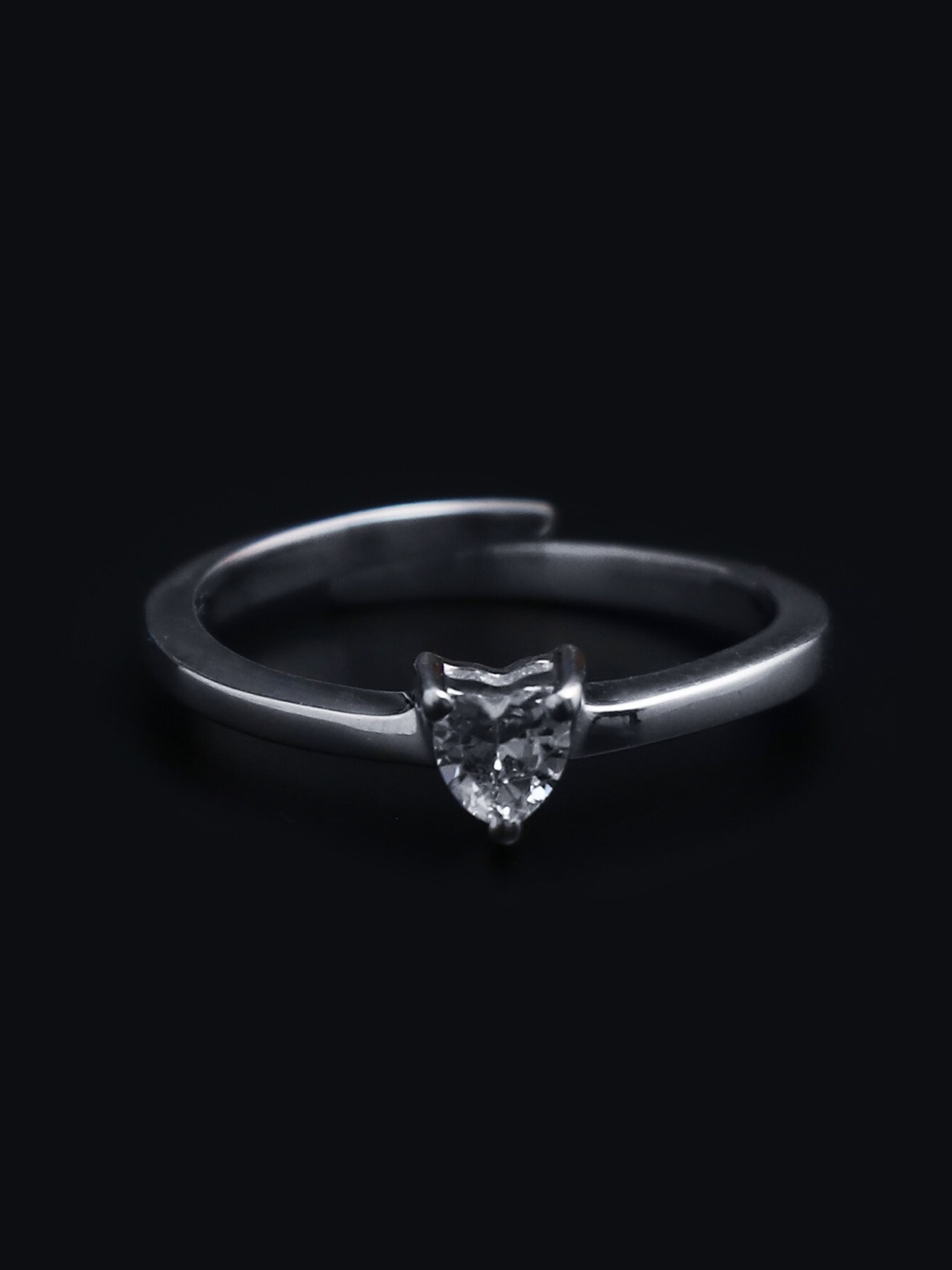 

HIFLYER JEWELS Silver-Plated Diamond Gemstone Adjustable Finger Ring, White