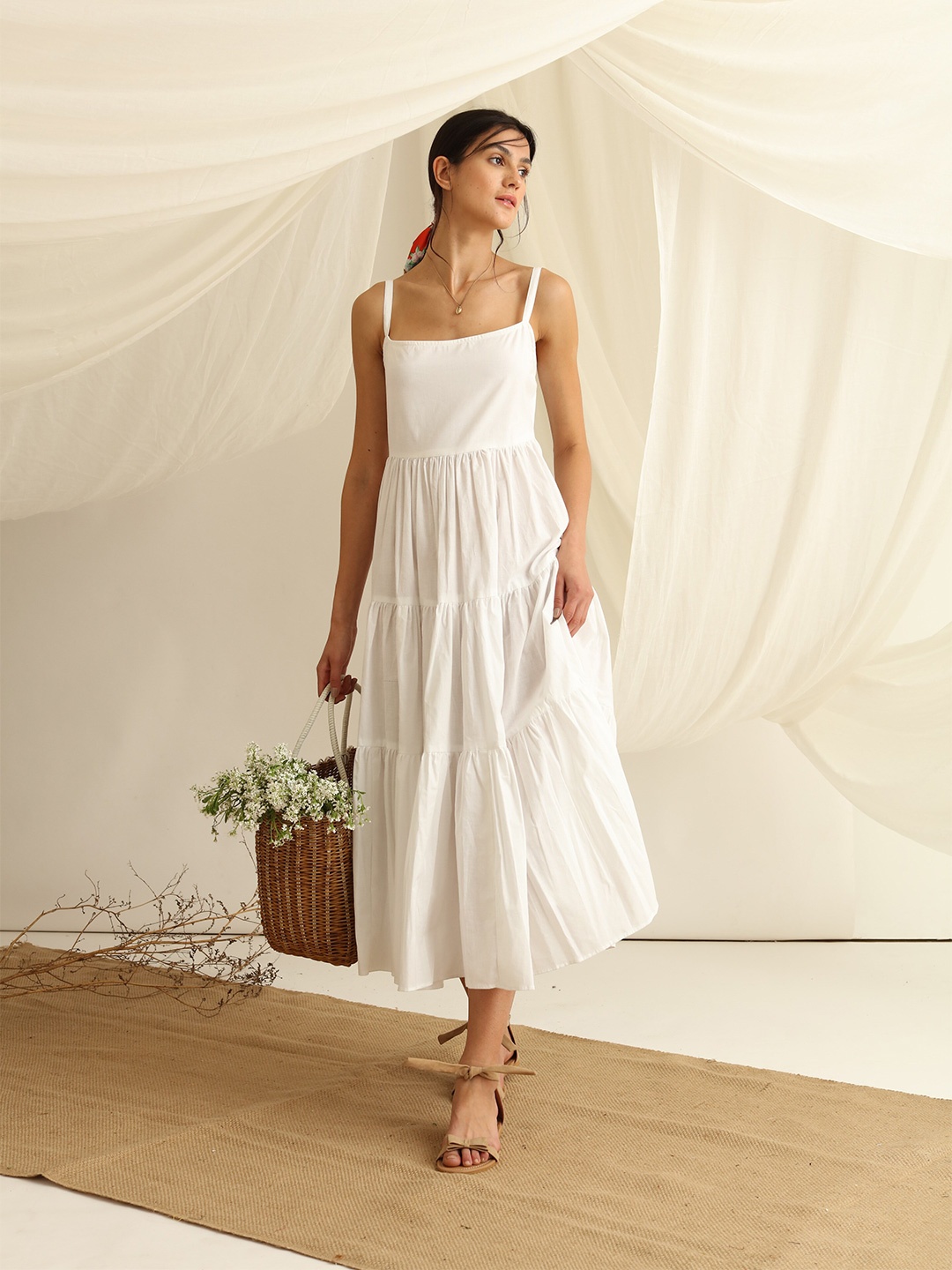 

blue hour White Maxi Dress