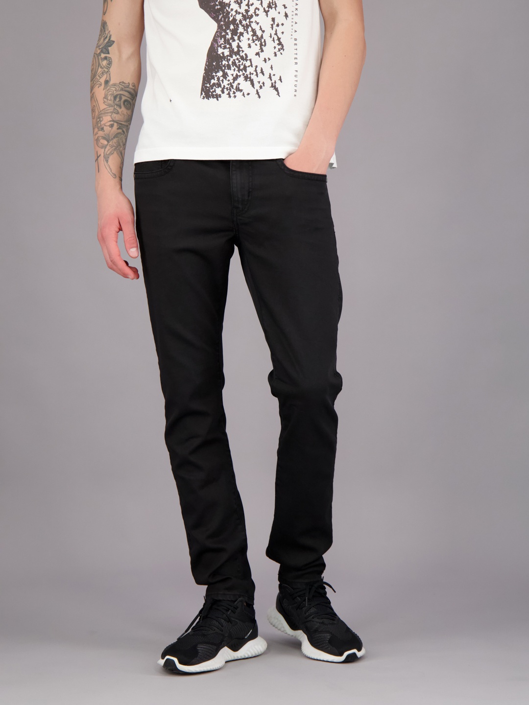

FREESOUL Men Black Slim Fit Stretchable Jeans