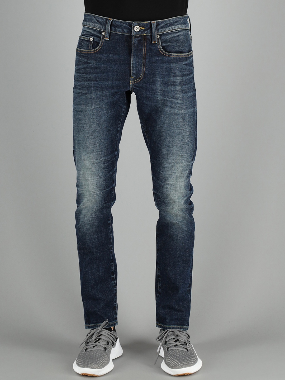 

FREESOUL Men Blue Slim Fit Light Fade Stretchable Jeans