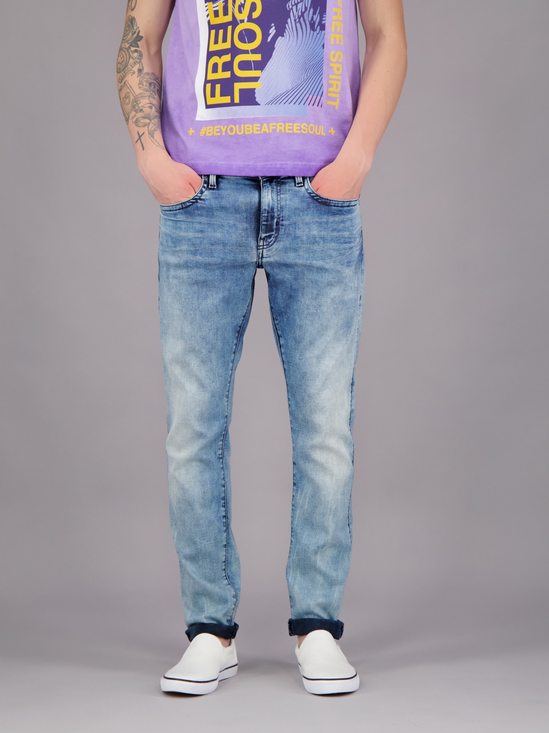 

FREESOUL Men Blue Slim Fit Heavy Fade Stretchable Jeans