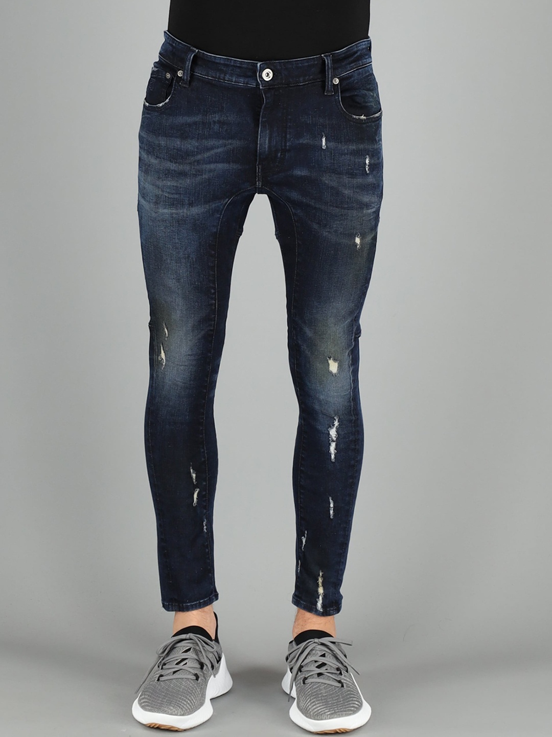 

FREESOUL Men Blue Skinny Fit Mildly Distressed Light Fade Jeans