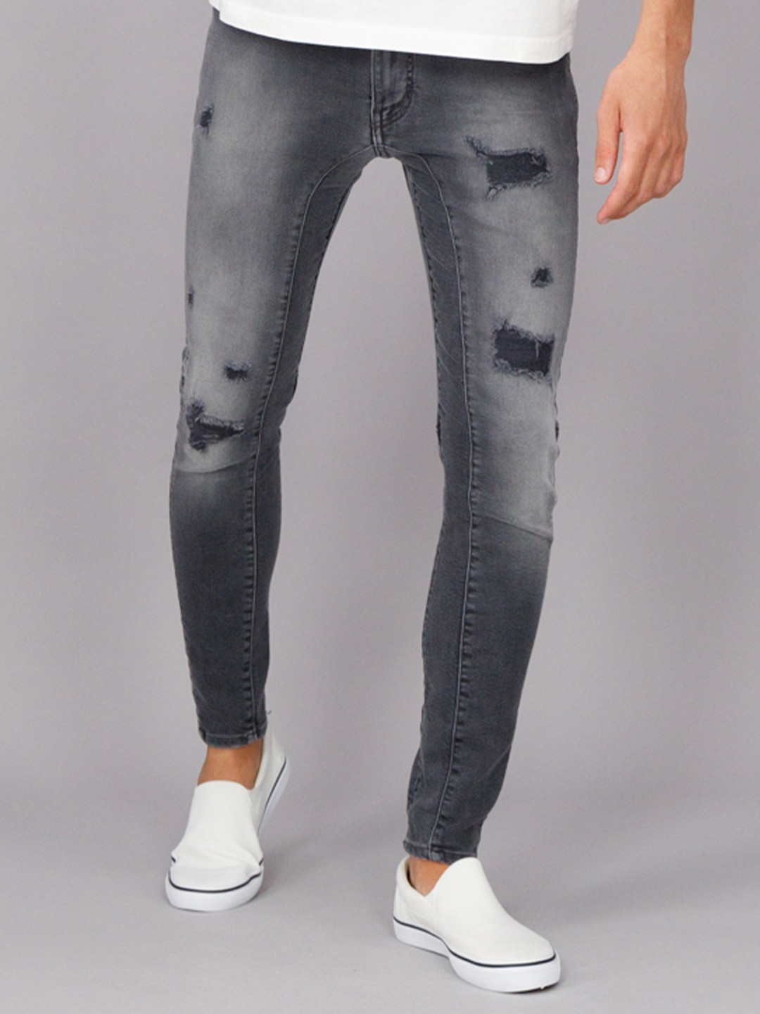 

FREESOUL Men Grey Skinny Fit Highly Distressed Heavy Fade Jeans