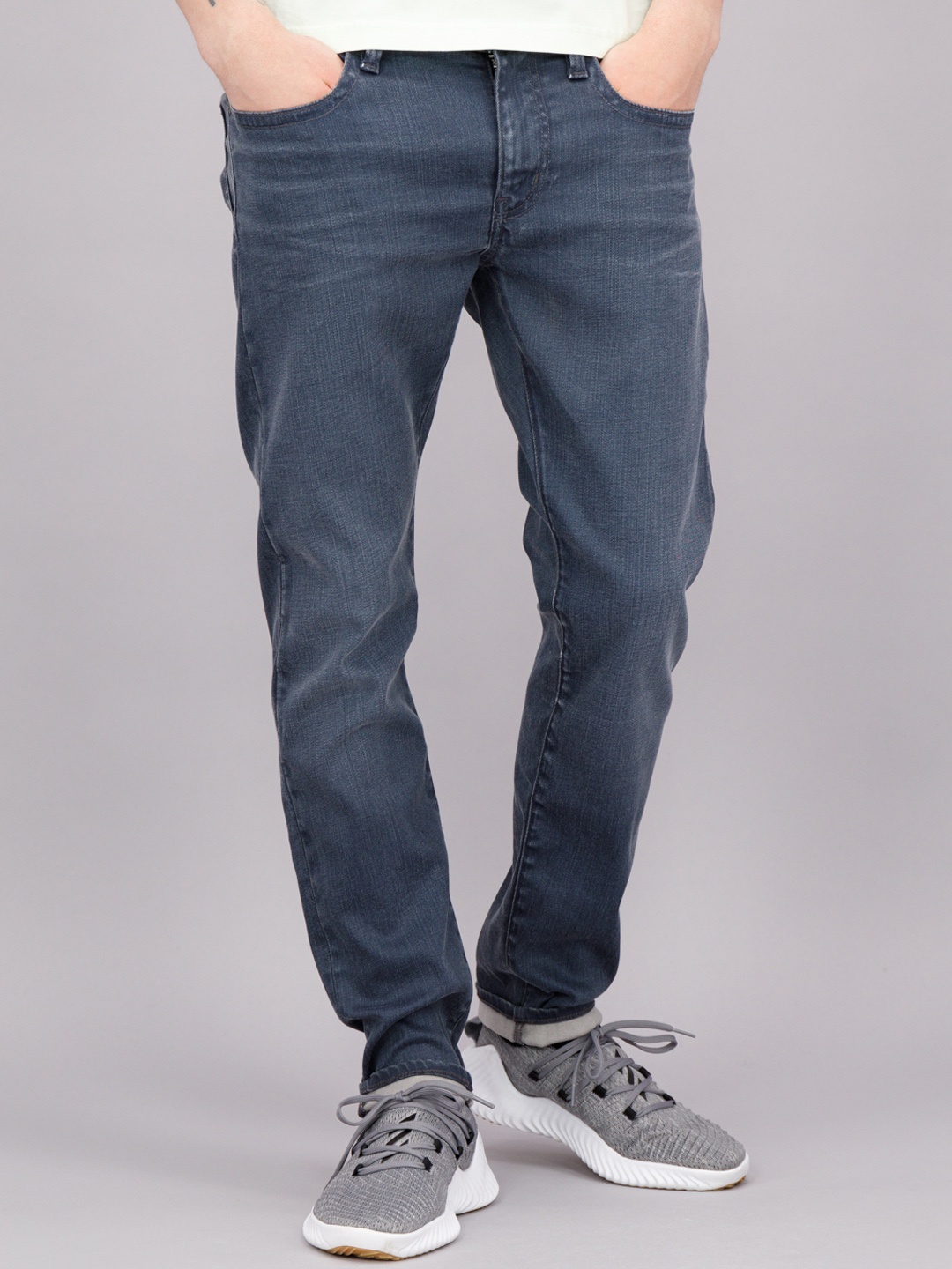 

FREESOUL Men Blue Tapered Fit Light Fade Jeans
