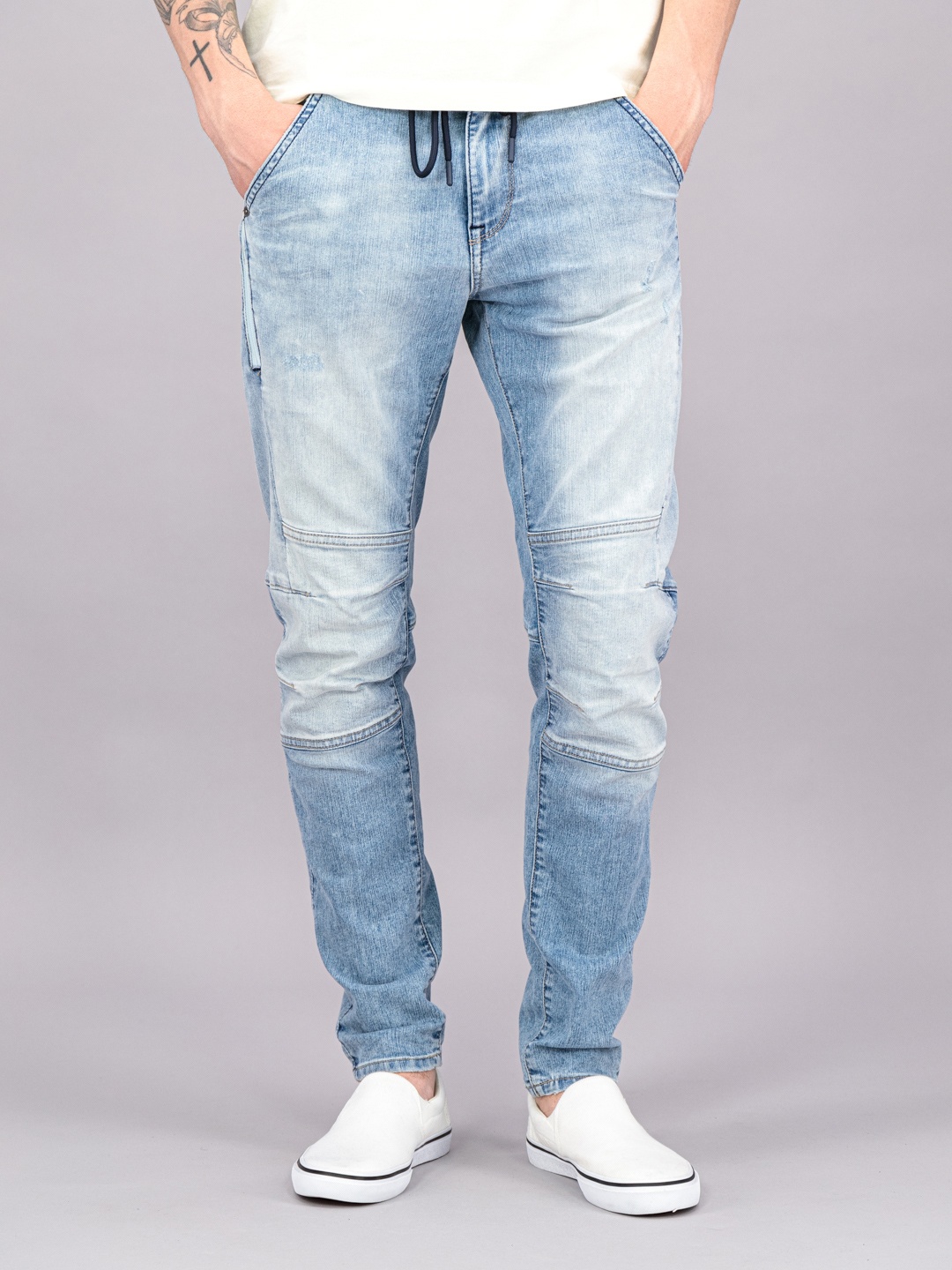 

FREESOUL Men Blue Heavy Fade Regular Fit Joggers
