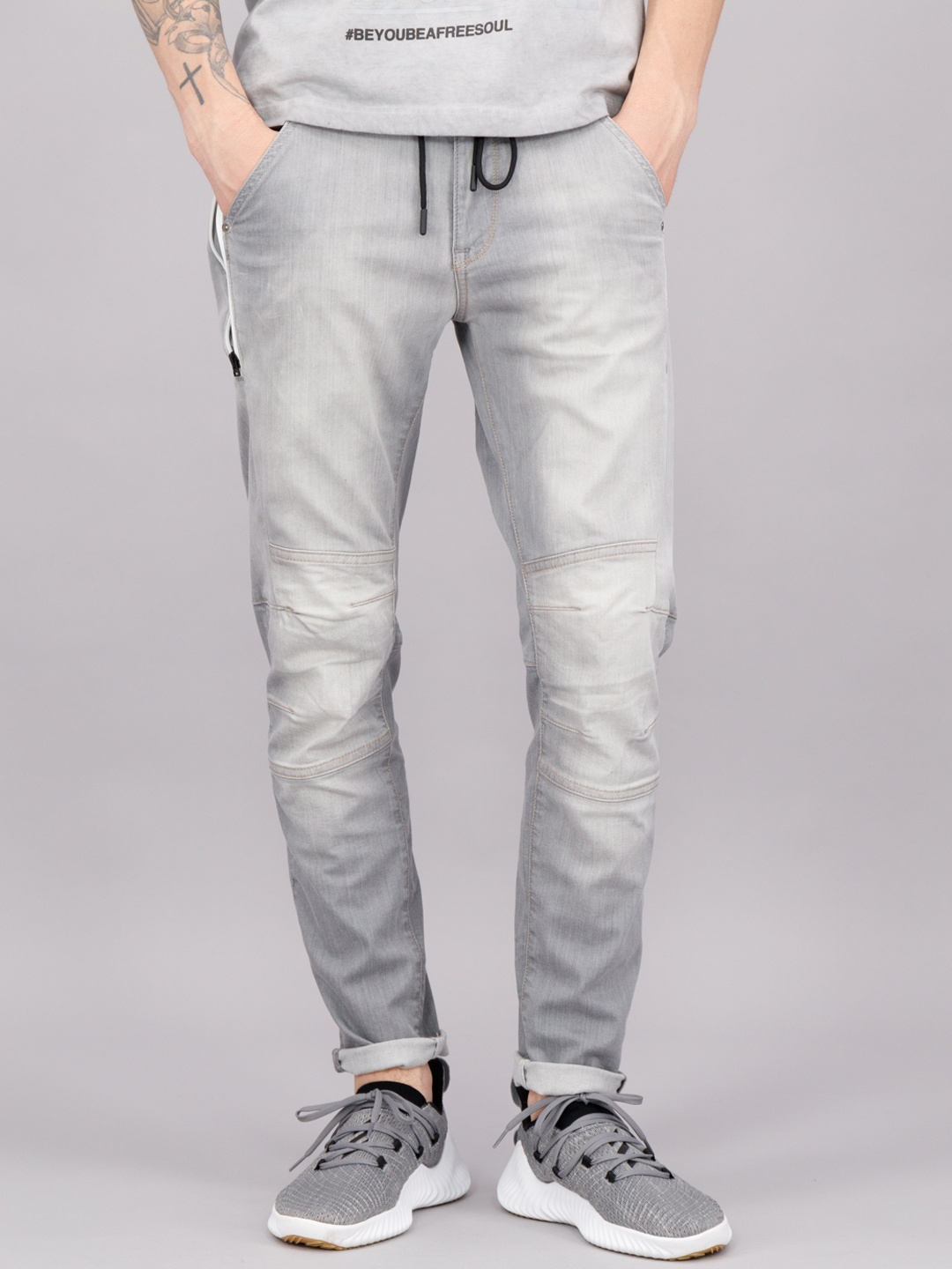 

FREESOUL Men Grey Jogger Mildly Distressed Heavy Fade Jeans
