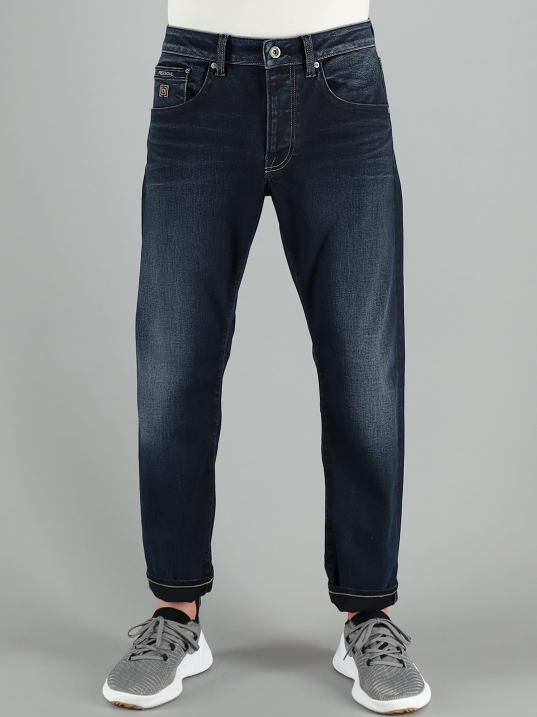 

FREESOUL Men Blue Light Fade Stretchable Jeans