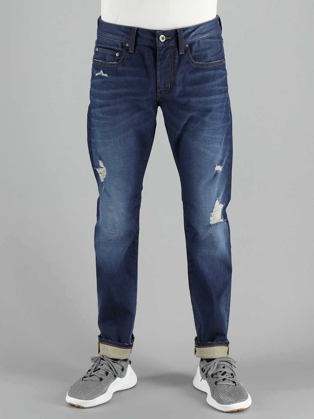 

FREESOUL Men Blue Slim Fit Mildly Distressed Heavy Fade Jeans