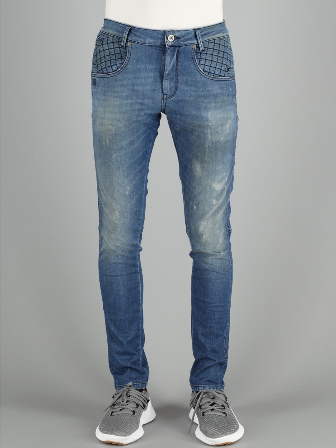 

FREESOUL Men Blue Skinny Fit Mildly Distressed Heavy Fade Jeans