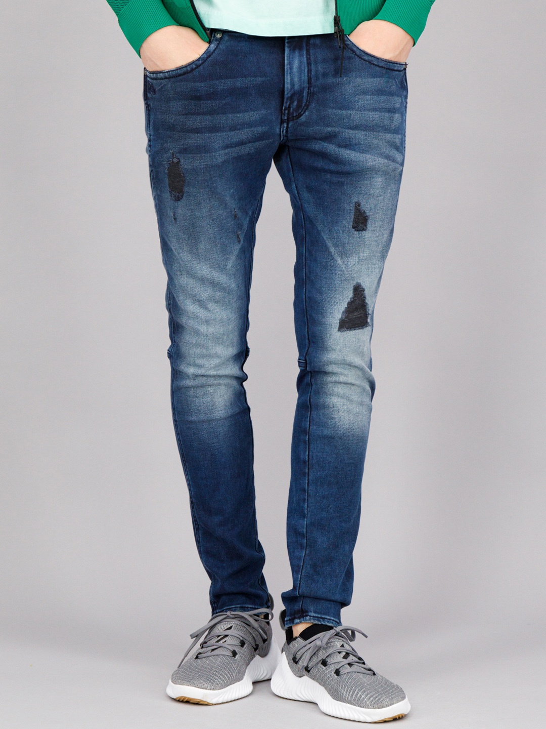 

FREESOUL Men Blue Skinny Fit Mildly Distressed Heavy Fade Jeans