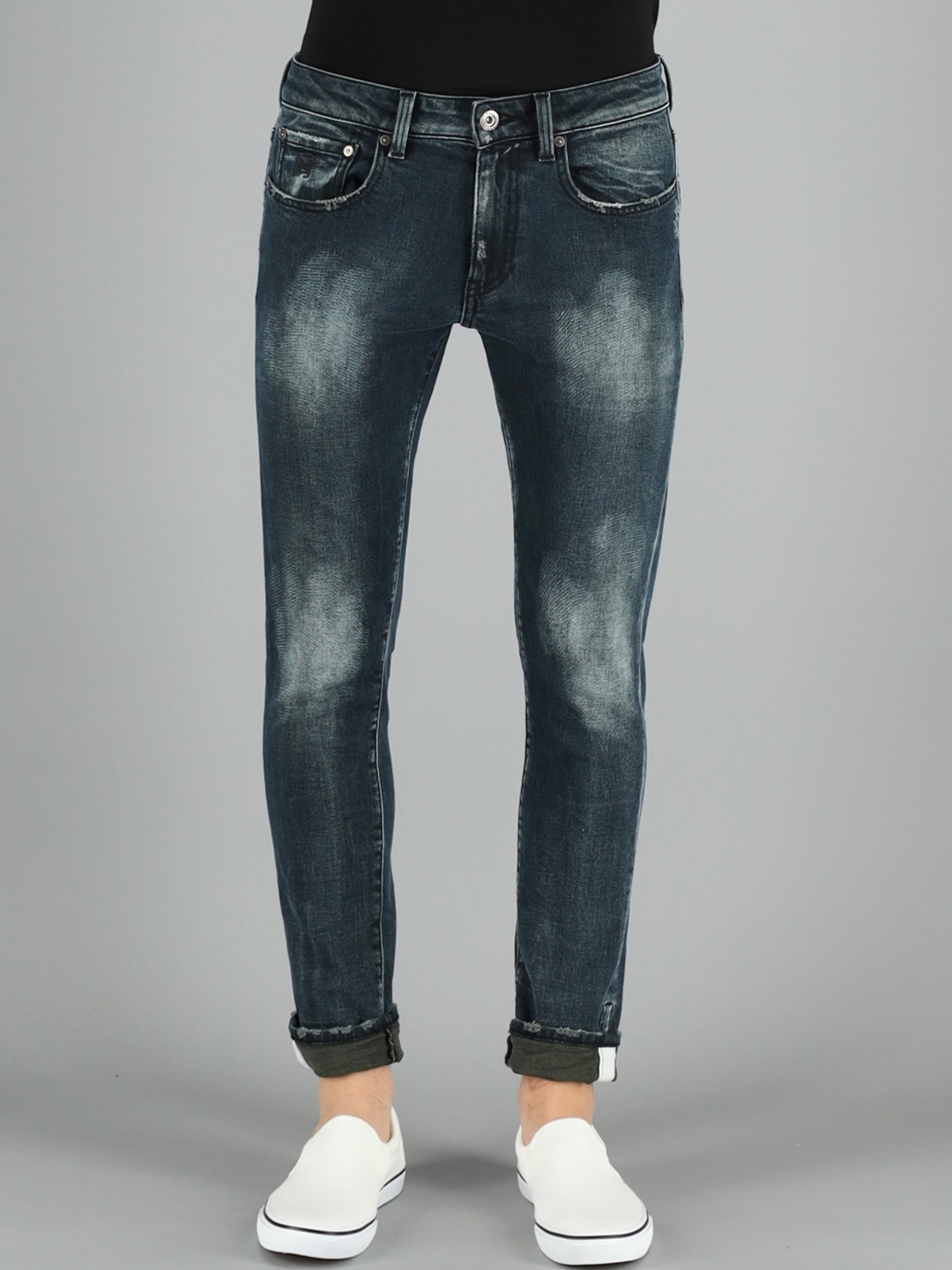 

FREESOUL Men Blue Skinny Fit Mildly Distressed Heavy Fade Jeans