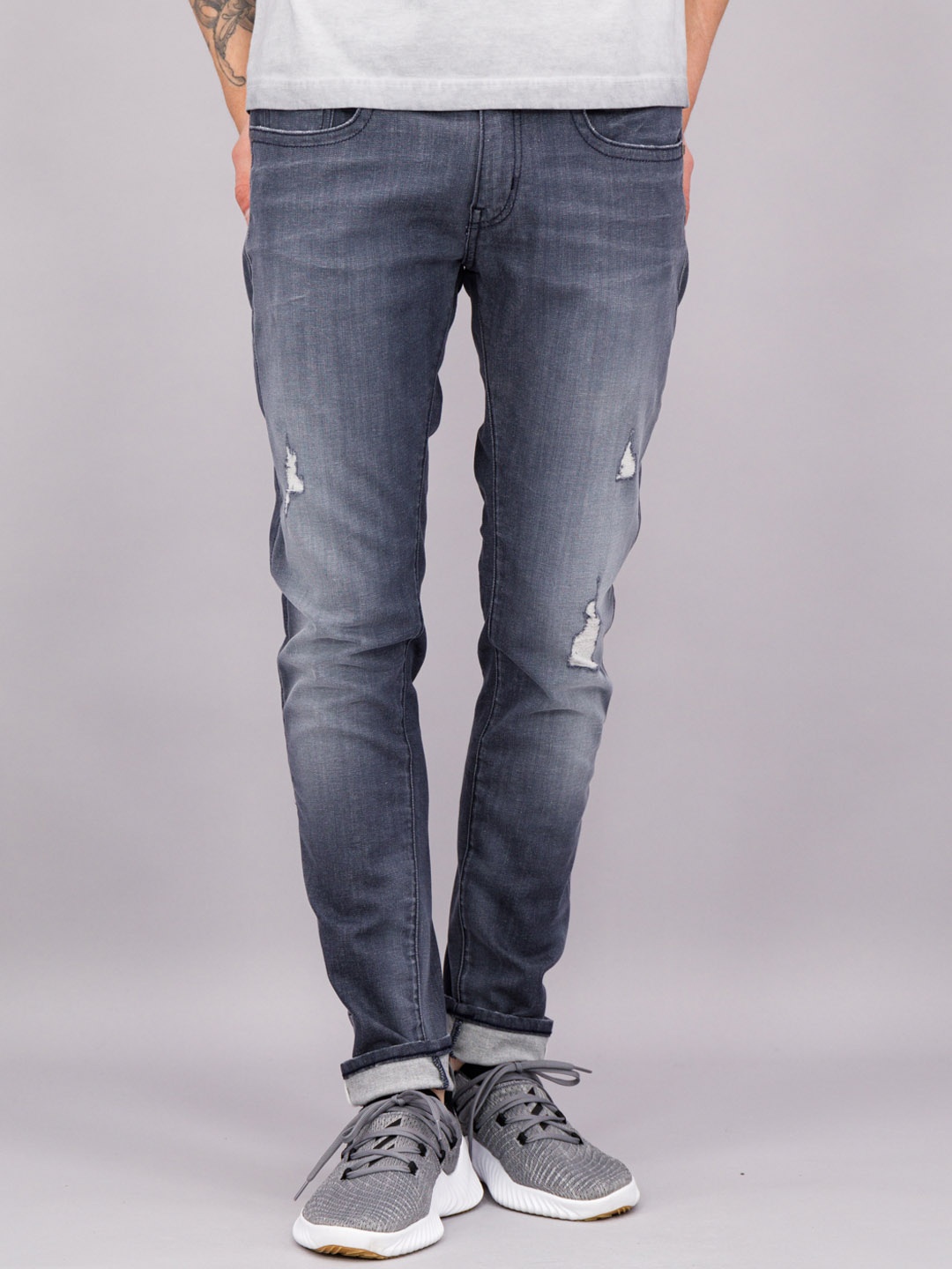 

FREESOUL Men Grey Skinny Fit Mildly Distressed Heavy Fade Jeans